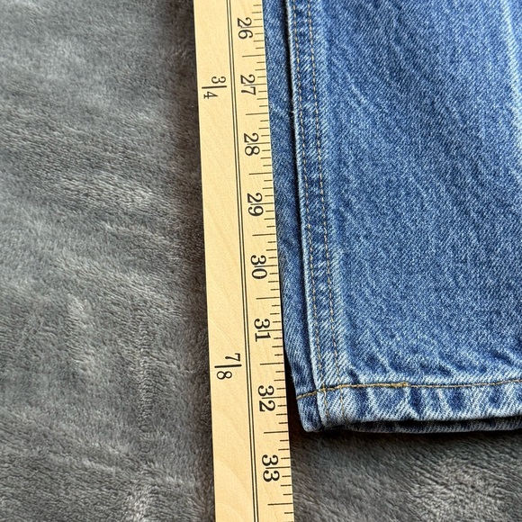 Carhartt Men's Jeans Relaxed Fit Size 35X34 Medium Wash - Picture 5 of 9